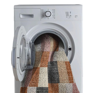 Welspun Anti – Skid & Machine Washable 981 GSM Polyester Carpet for Living Room, Bedroom & Dining Area (Rust)